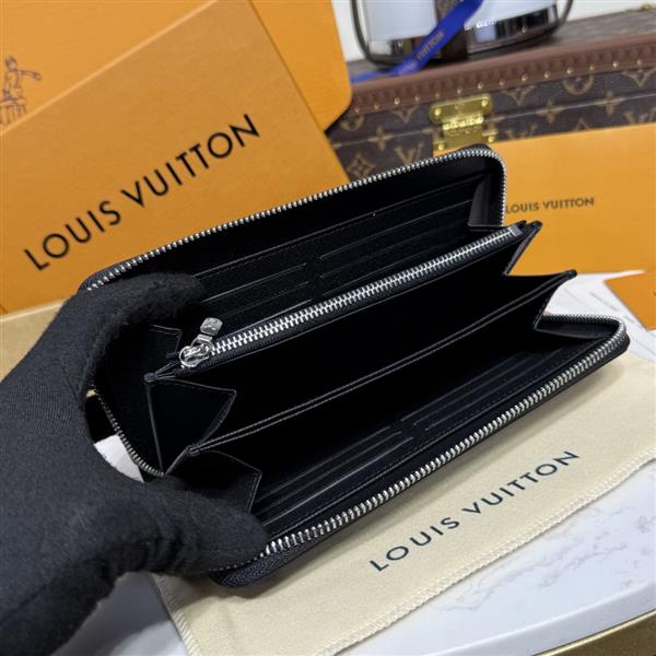 2026122105452644 600